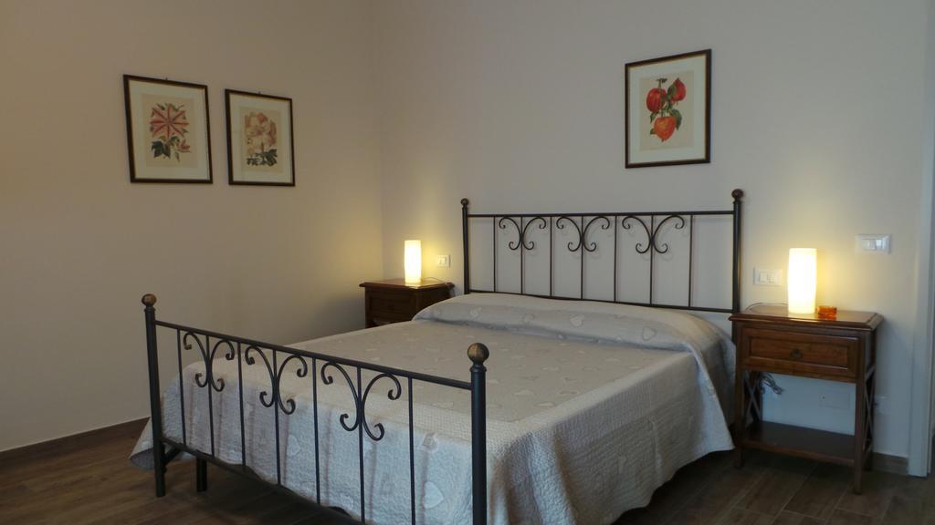 Casa Vacanze Villa Maria 앙기아리 객실 사진
